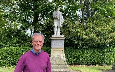 Descendant of Alexander MacDonald visits